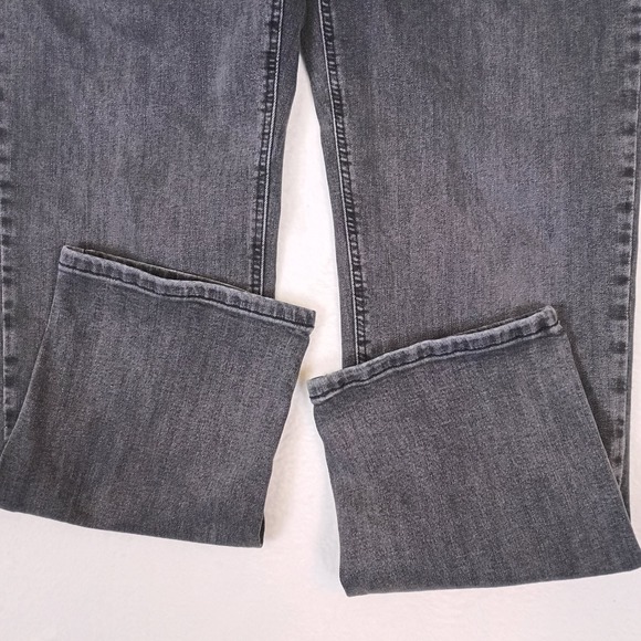 Levis 541 Jeans Mens 38x34 fits 38x32 Black Athletic Fit Dark Wash Jeans - Picture 14 of 15